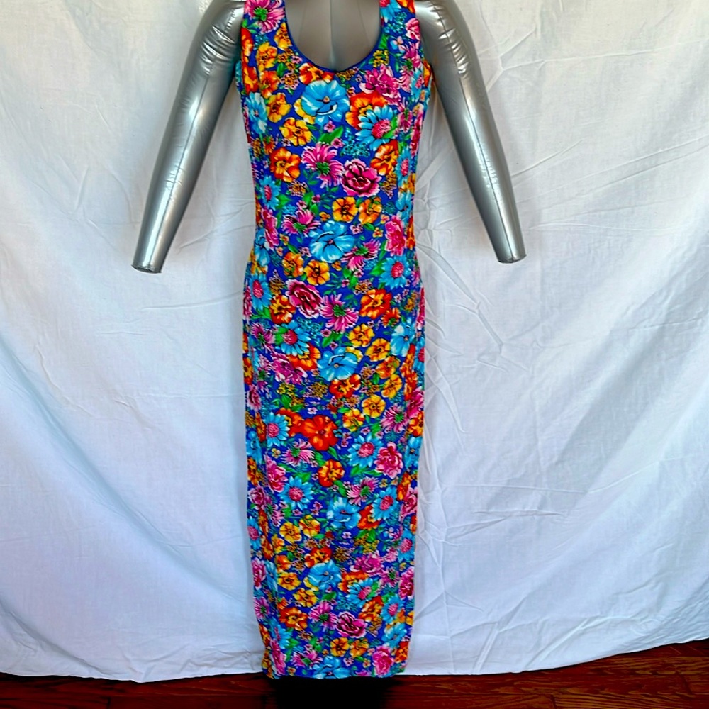 Elegant floor length floral print dress